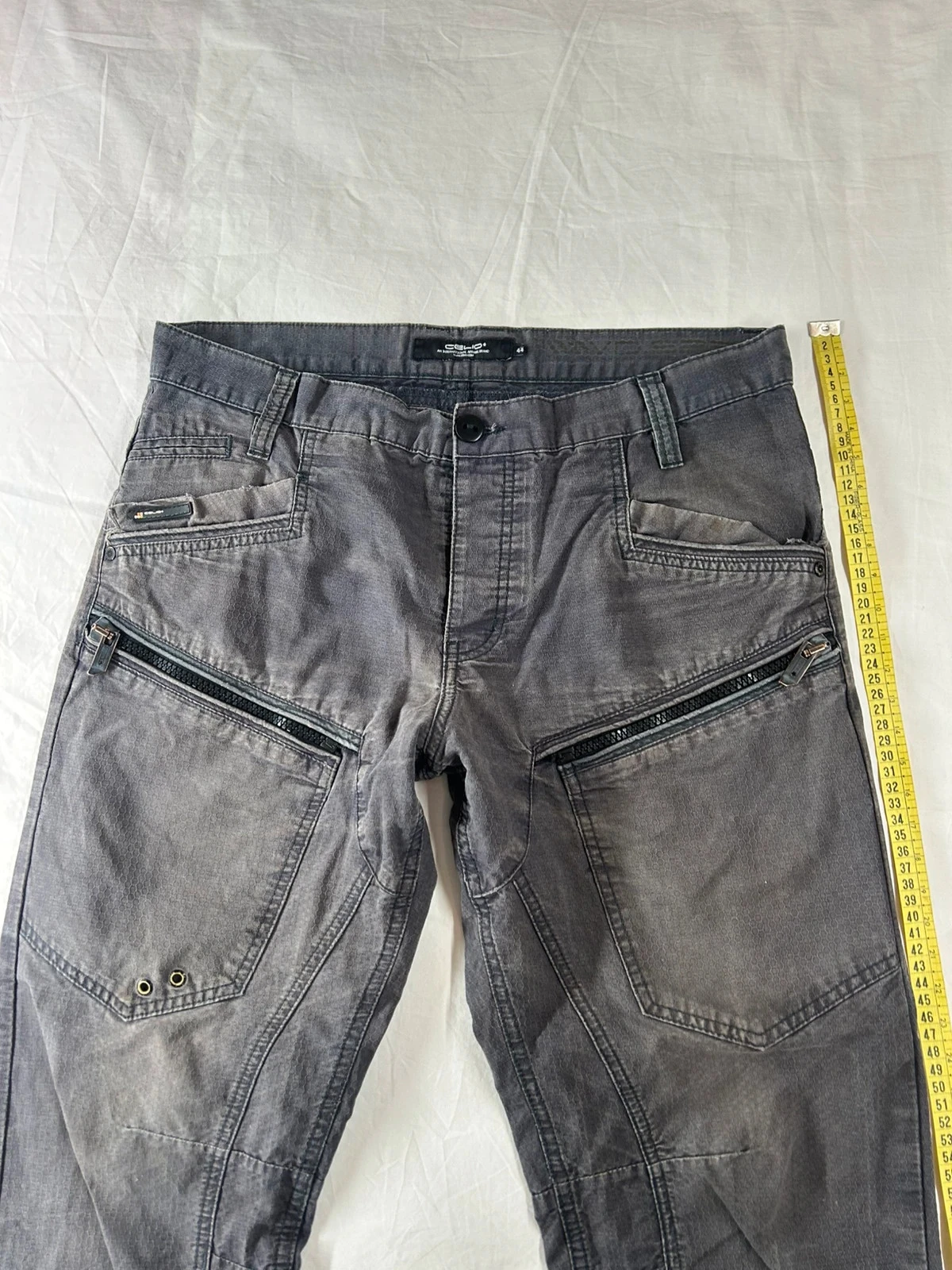 Pantalón corto gris vintage Celio estilo retro y2k – photo 2
